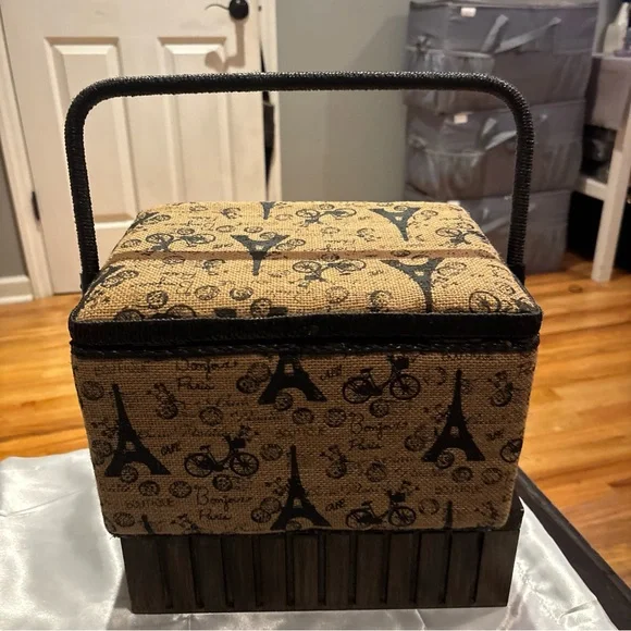 Source Unknown Eiffel Tower Sewing Box - Black and Tan - Picture 9 of 12